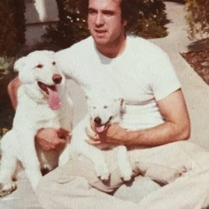 30 yr WomvApperal MFG Pres Steve Madden Apperal